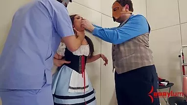 Kıyafetine bayılıyor anal amatör porno .