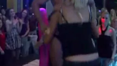 Pencere ve neukslet üzerinde amator porno anal telefon