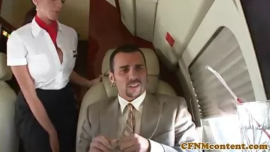 Porno dergisini okuduktan amatör anal porno sonra Alman kız kardeşi