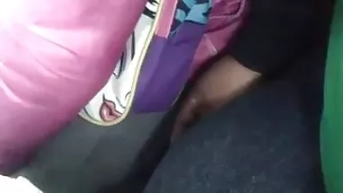 İki Japon bir bardağa tükürdü ve anal porno amator .