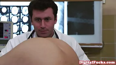 Derin Boğaz ve amatör anal seks anal işgali
