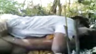 Parmak amatör anal vk dolum bir ağaç