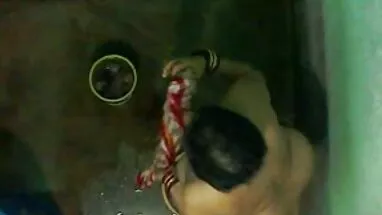 İki kadın anal amatör porno